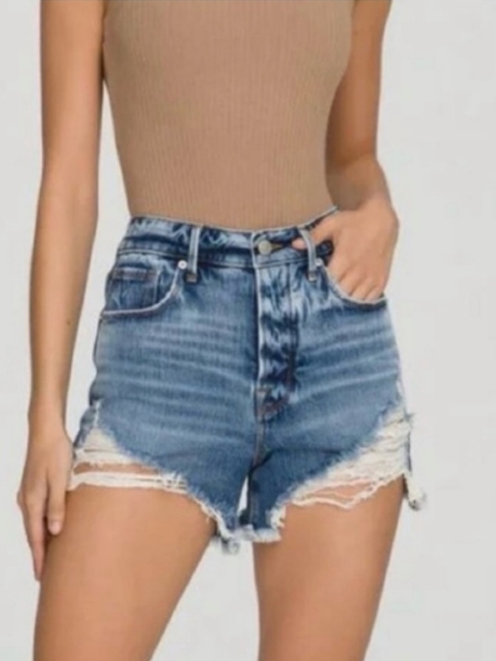 Good American Bombshell Distressed Denim High Waist Jean Shorts Size 16